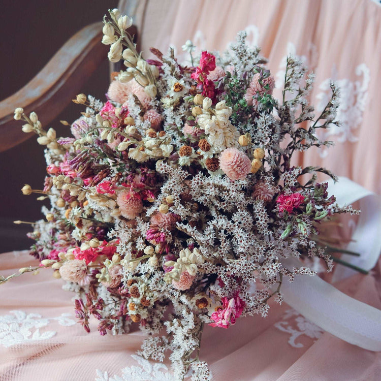 Pink Dream Peach Dried Flowers Bouquet / Preserved Daisy Rose Flowers Bouquet / Wedding Bridal bouquet / Preserved larkspur herbs Natural