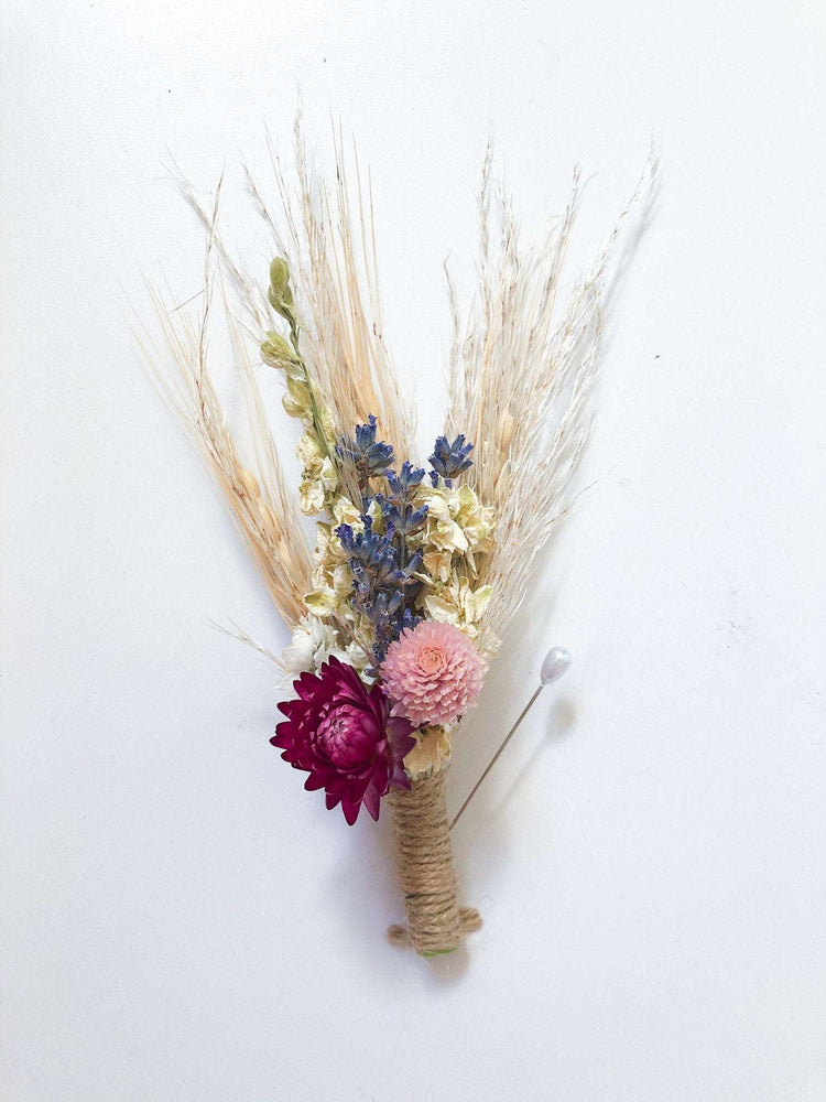 Strawflower corsage with Pampas, Lavender, and Caspia, Dried Bridal flower bouquet for Wedding, Rustic Boho Brides, Bridesmaid bouquet