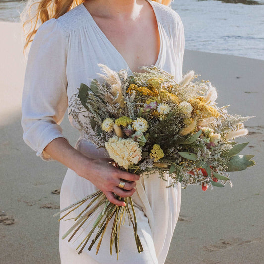 Dried Yarrow Flower Bouquet, Eucalyptus and Lavender Dried Bridal bouquet / Dry Flower Wedding, Rustic Boho Brides, Bridesmaid bouquet