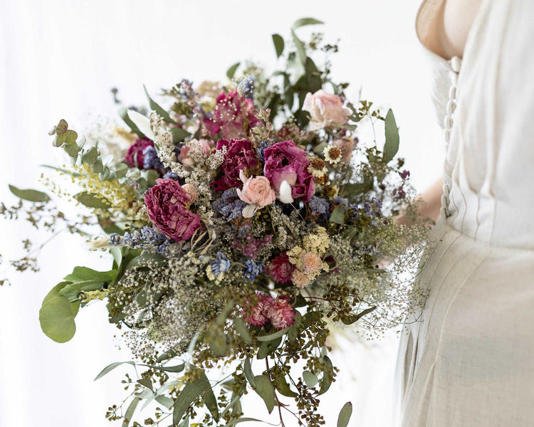 Ranunculus Dried Bridal bouquet / Eucalyptus Dry Flower Wedding, Rustic Boho Brides, Bridesmaid bouquet, Wildflowers Dried bouquet