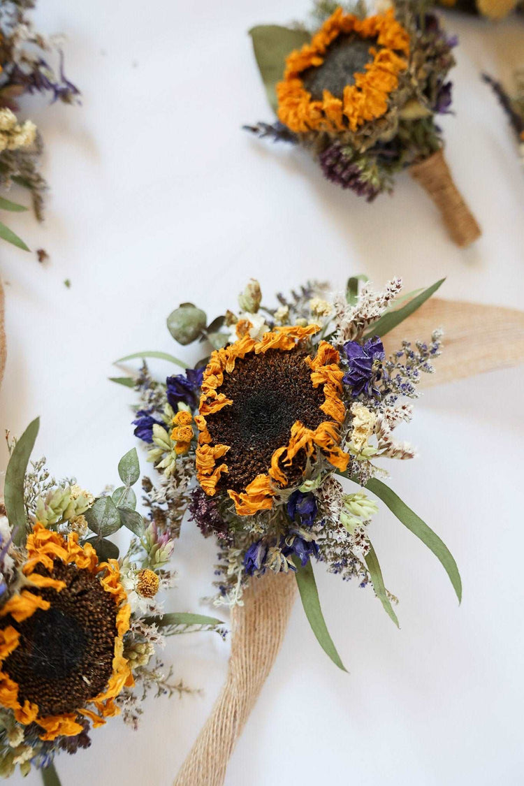 Boutonniere with Sunflower for Dried Bridal Decor / Dry Flower Wedding, Rustic Boho Brides, Bridesmaid bouquet, Wildflowers Dried bouquet