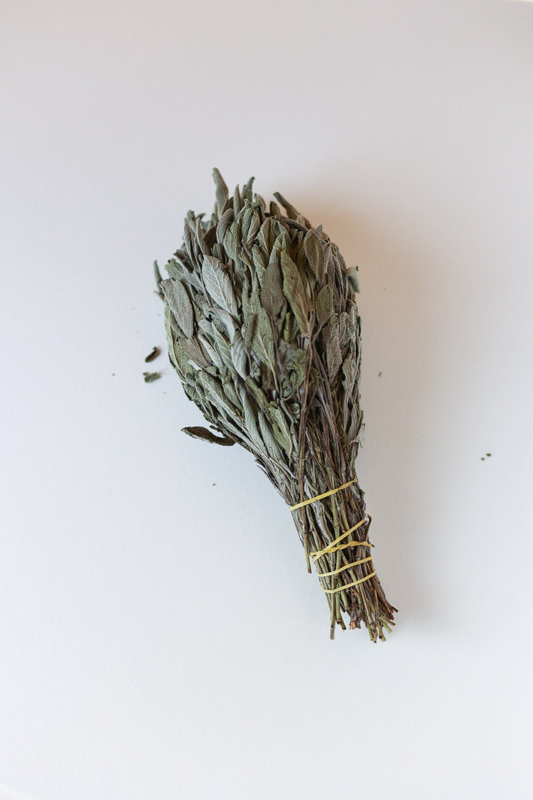 Organic Sage Bundle, Sage Dried Bouquet,Energy Cleanse, hand harvested, Loose Sage Tea, Dried Salvia Officinalis 1oz Stems 8" (20cm) long