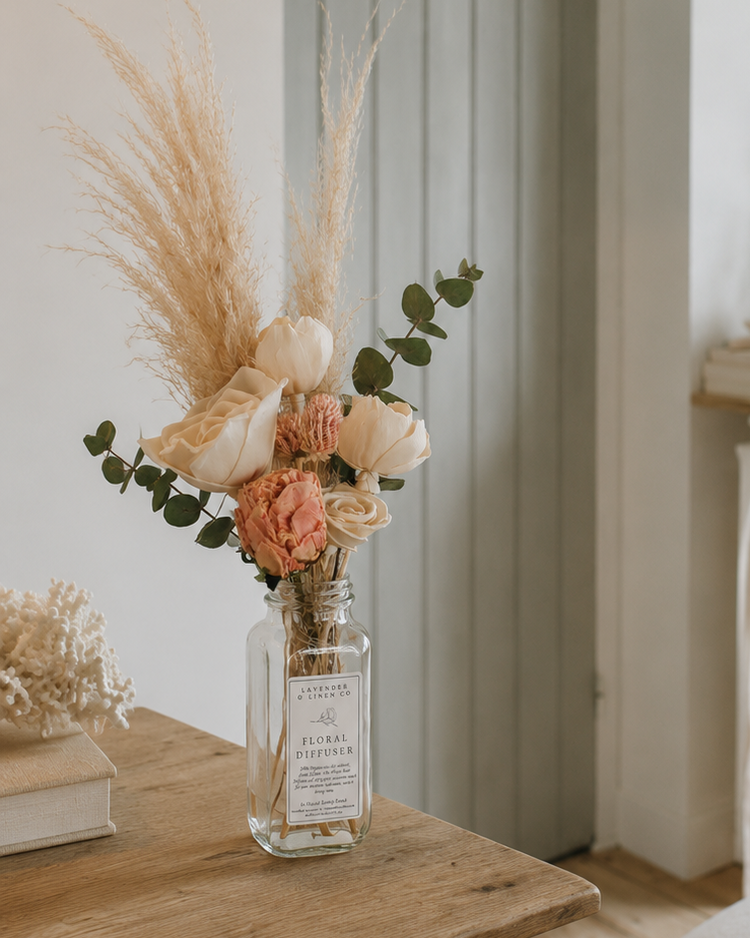 floral diffuser with sola flowers 