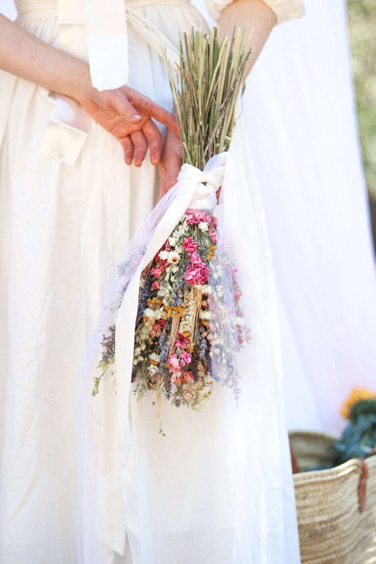 Pink Dried wildflower Bridal boutonniere, Lavender Dried Bridal bouquet / Dry Flower Wedding, Rustic Boho Brides, Bridesmaid bouquet,