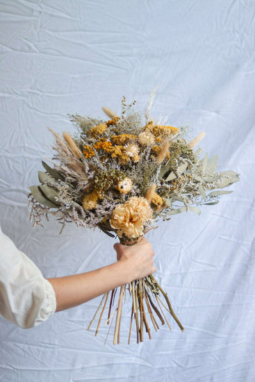 Dried Yarrow Flower Bouquet,  Eucalyptus and Lavender Dried Bridal bouquet / Dry Flower Wedding, Rustic Boho Brides, Bridesmaid bouquet