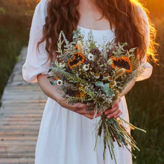 Dry Flower Bouquet with Sunflowers for Bridal bouquets / Dry Flower Wedding, Rustic Boho Brides, Bridesmaid bouquet, Wildflowers bouquet