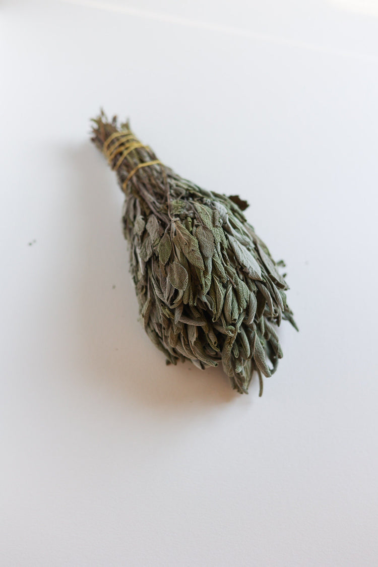 Organic Sage Bundle, Sage Dried Bouquet,Energy Cleanse, hand harvested, Loose Sage Tea, Dried Salvia Officinalis 1oz Stems 8" (20cm) long